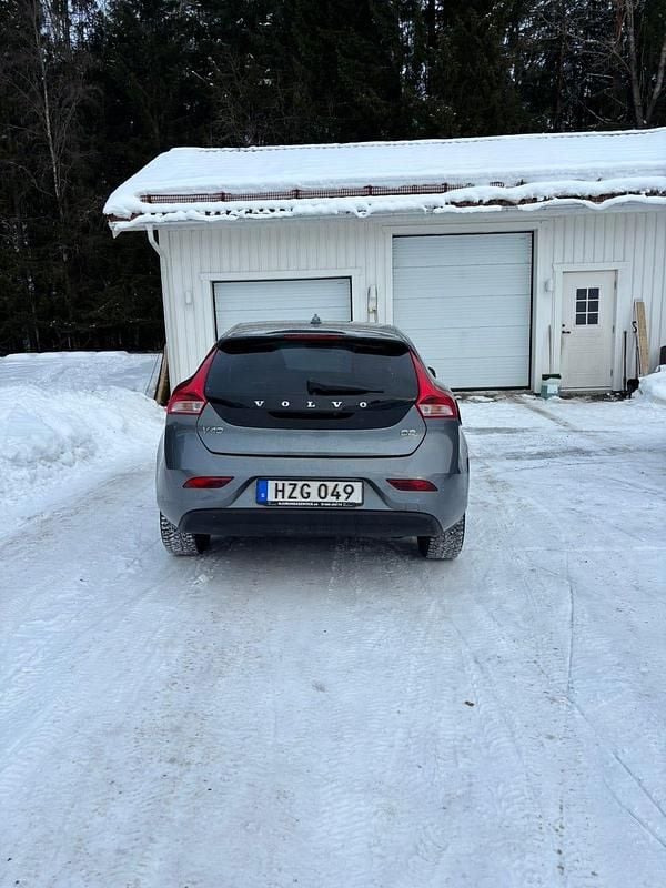 Begagnad Volvo V40 120 HK (88 kW) 2018