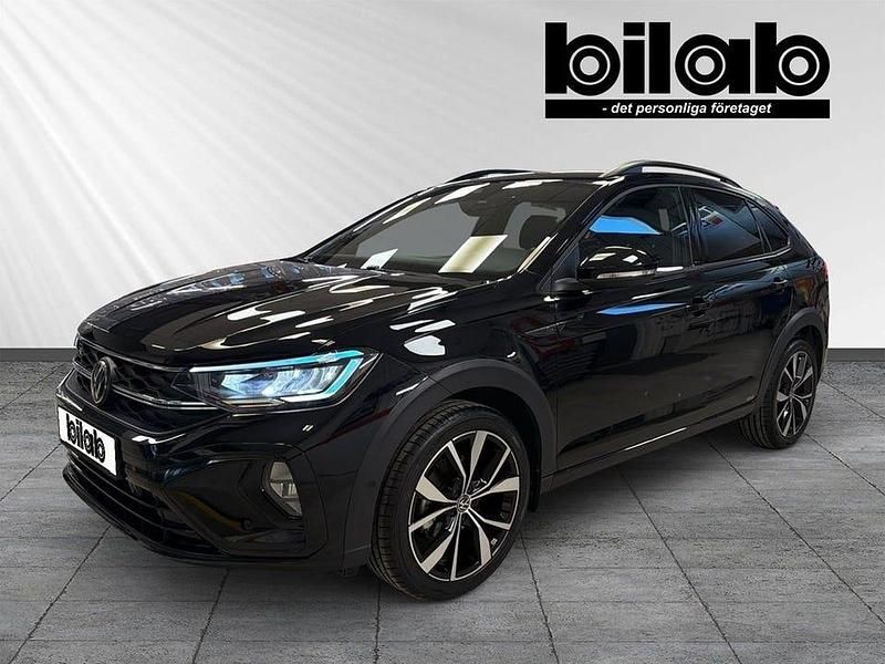 Begagnad VW Taigo R-line 110 HK (80 kW) 2023 Svart SUV