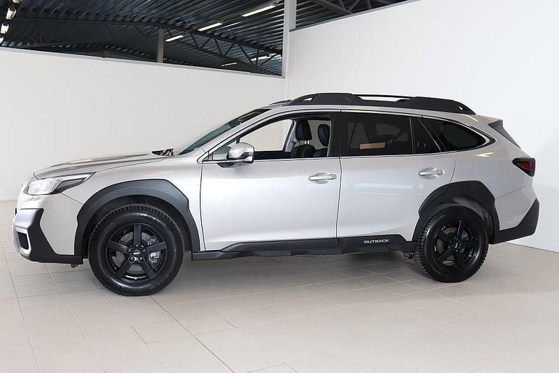 Begagnad Subaru Outback 169 HK (124 kW) 2024 Brun Kombi