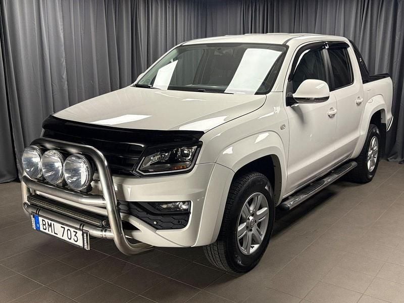 Vit Begagnad 2015 VW Amarok Highline Pickup | 179 900 kr (Bra pris) - Bild 1/4