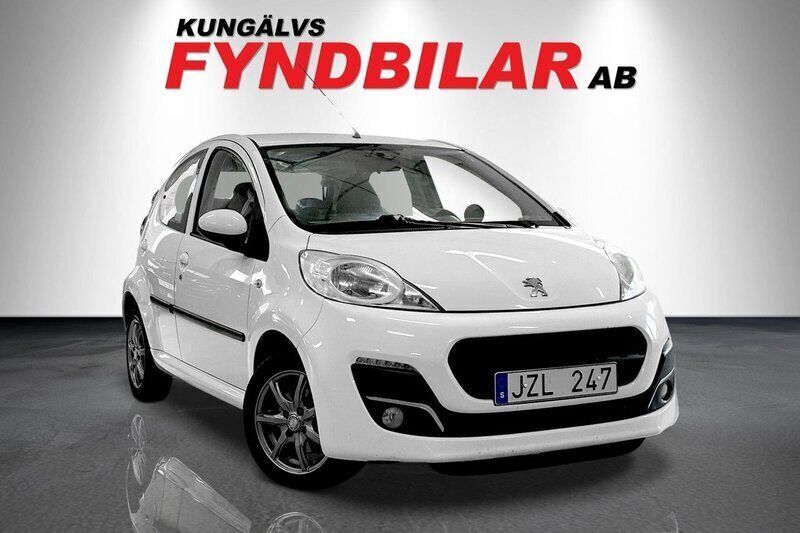 Vit Begagnad 2012 Peugeot 107 Halvkombi | 44 900 kr (Marknadspris) - Bild 1/4