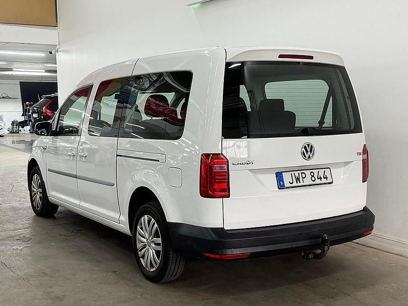 Begagnad VW Caddy Maxi Life Life 102 HK (75 kW) 2017 Vit Minibuss