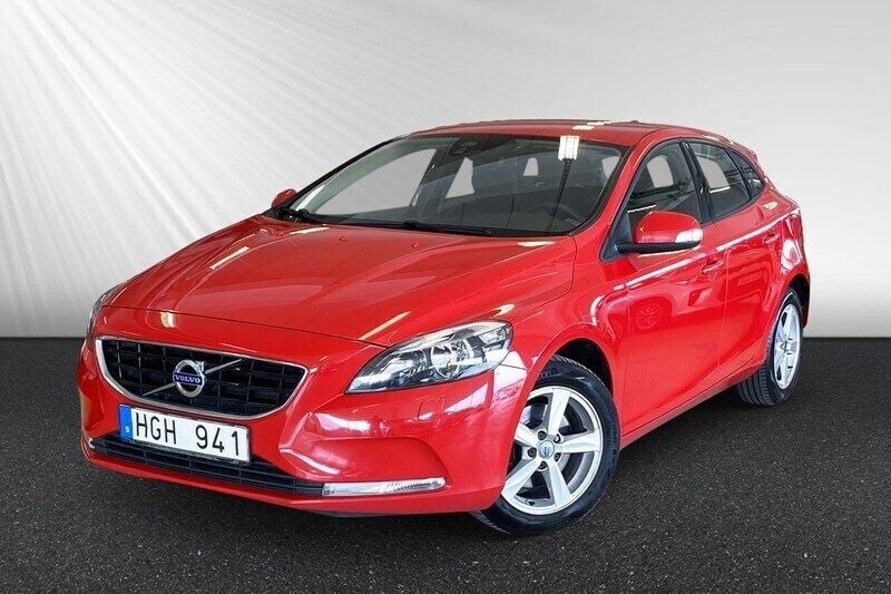 Röd Begagnad 2013 Volvo V40 Kinetic Kombi | 119 800 kr - Bild 1/4