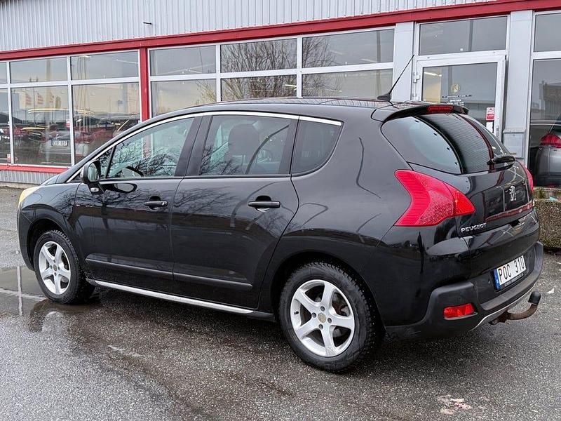 Begagnad Peugeot 3008 109 HK (80 kW) 2011 Svart Kombi