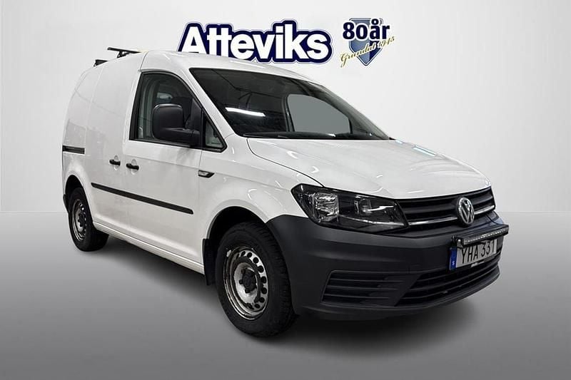 Vit Begagnad 2017 VW Caddy Minibuss | 109 900 kr (Bra pris) - Bild 1/4