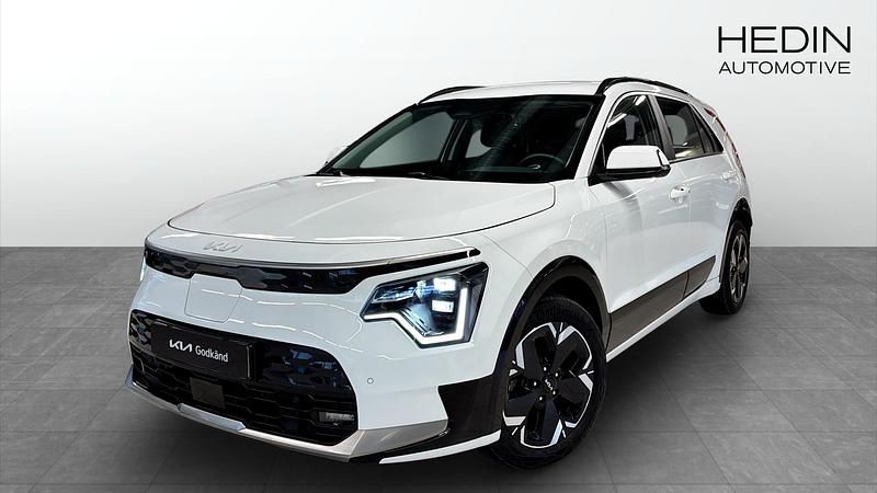 Vit (white) Begagnad 2022 Kia e-Niro SUV | 309 900 kr (Lite dyr) - Bild 1/4
