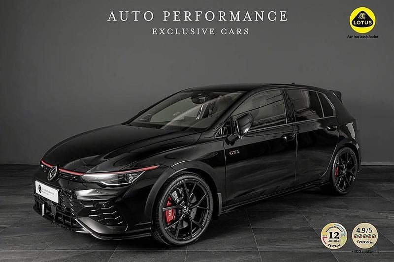 Begagnad VW Golf VIII GTI Clubsport 300 HK (220 kW) 2024 Svart Halvkombi
