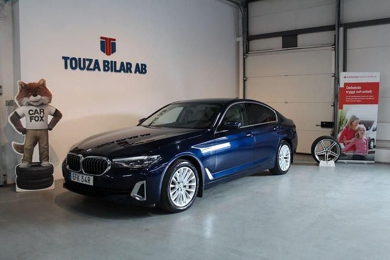 Begagnad BMW 530 Luxury Line 292 HK (214 kW) 2021 Blå Sedan