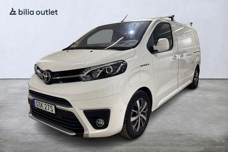 Vit Begagnad 2021 Toyota Proace Minibuss | 279 900 kr (Superpris) - Bild 1/3