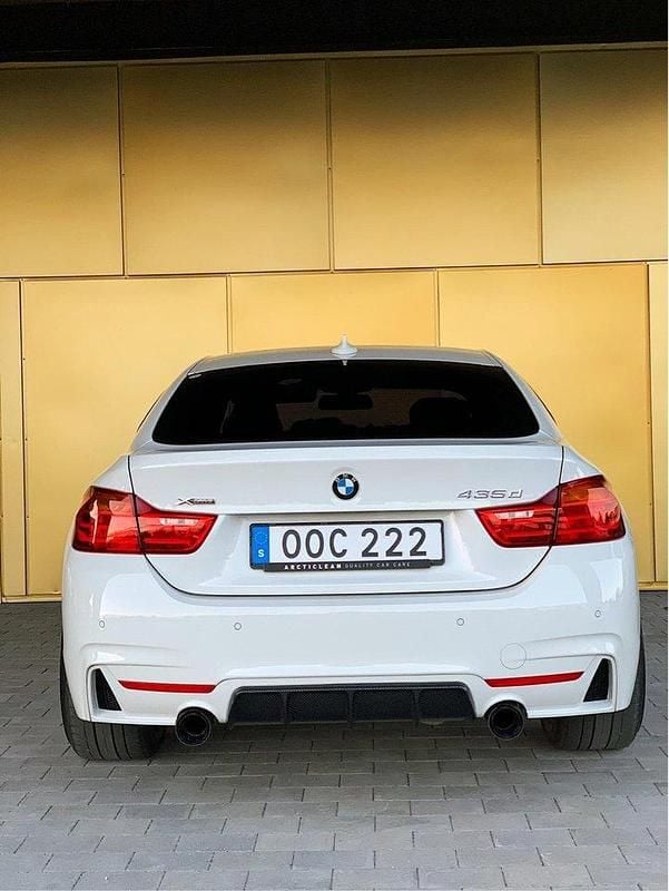 Vit Begagnad 2016 BMW 435 Gran Coupé M Sport Sportkupé | 315 000 kr (Marknadspris) - Bild 1/4