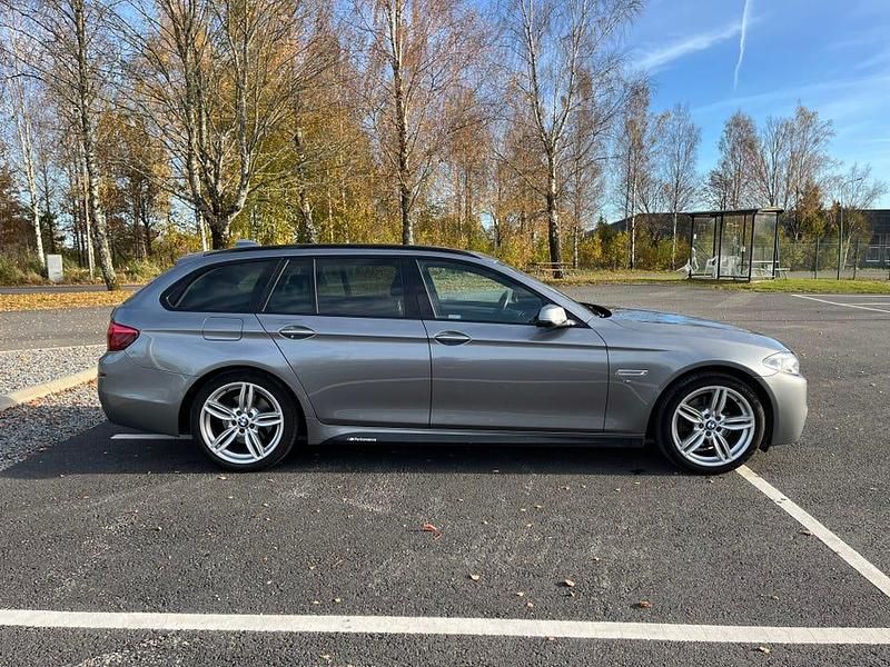 Begagnad 2016 BMW 520 Kombi | 169 000 kr (Lite dyr) - Bild 1/4