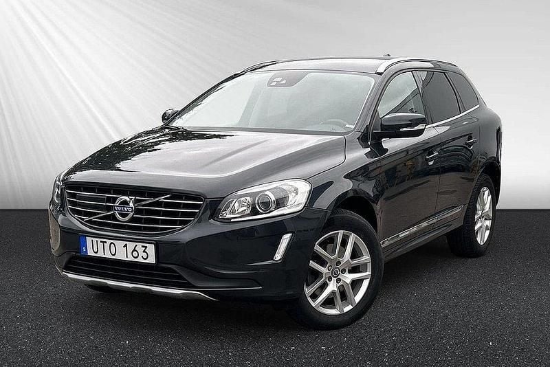 Grå Begagnad 2017 Volvo XC60 Standard SUV | 239 900 kr (Bra pris) - Bild 1/4