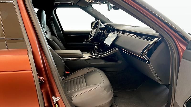 Ny Land Rover Range Rover Sport 635 HK (467 kW) 2025 Röd (red) SUV