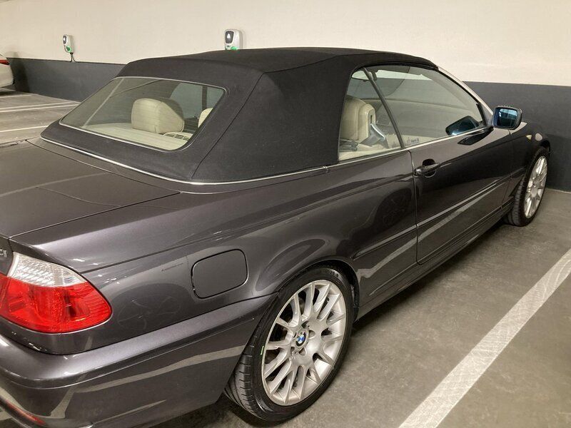 Grå Begagnad 2005 BMW 325 Cabriolet Cab | 112 000 kr (Bra pris) - Bild 1/4