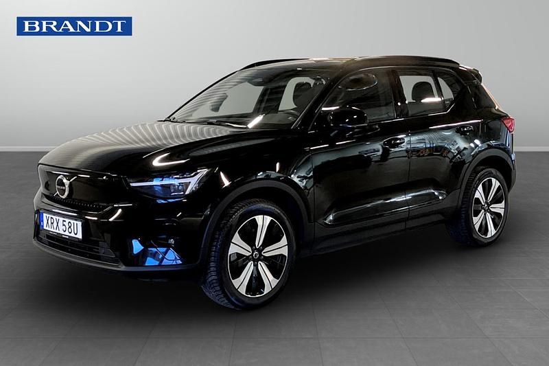 Svart Begagnad 2023 Volvo XC40 Single Motor SUV | 349 900 kr (Marknadspris) - Bild 1/3
