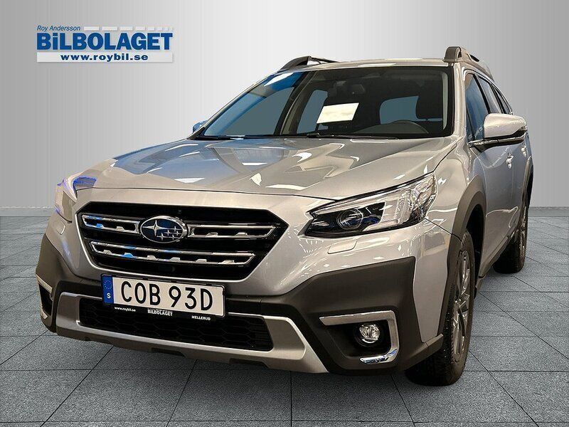 Silvermetallic Begagnad 2023 Subaru Outback SUV | 439 000 kr (Marknadspris) - Bild 1/4