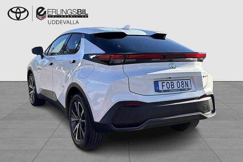 Ny Toyota C-HR Style 223 HK (164 kW) 2025 Vit SUV