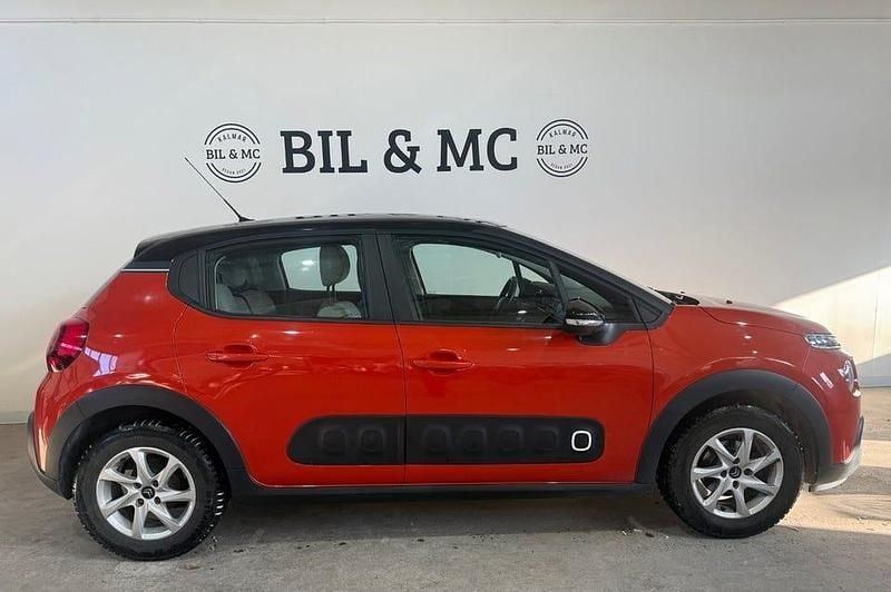 Begagnad Citroën C3 PureTech 82 HK (60 kW) 2016 Orange Halvkombi