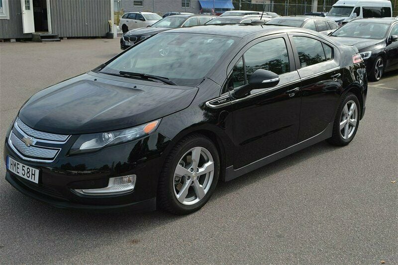 Svart Begagnad 2015 Chevrolet Volt Halvkombi | 174 900 kr - Bild 1/4