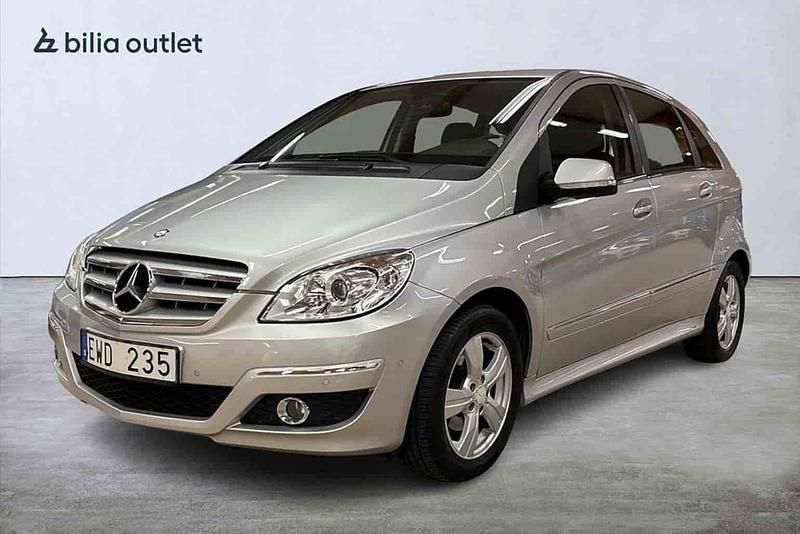 Silver Begagnad 2011 Mercedes B180 Minibuss | 89 900 kr (Marknadspris) - Bild 1/1