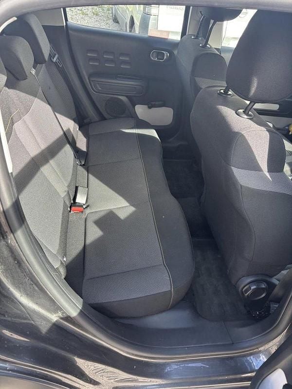 Grå Begagnad 2021 Citroën C3 PureTech Halvkombi | 98 000 kr (Bra pris) - Bild 1/4