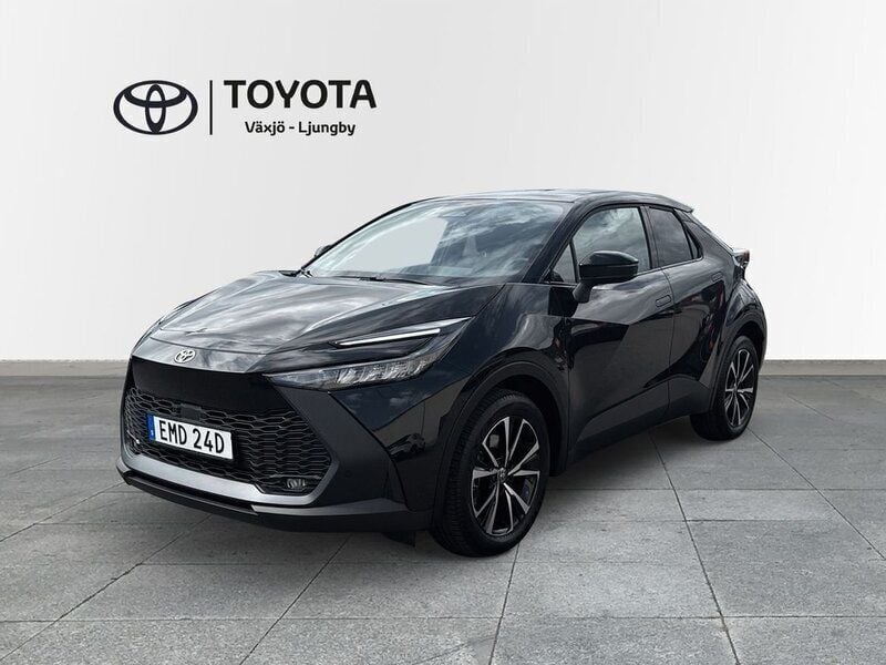 Svart Begagnad 2025 Toyota C-HR Style SUV | 399 000 kr (Bra pris) - Bild 1/4