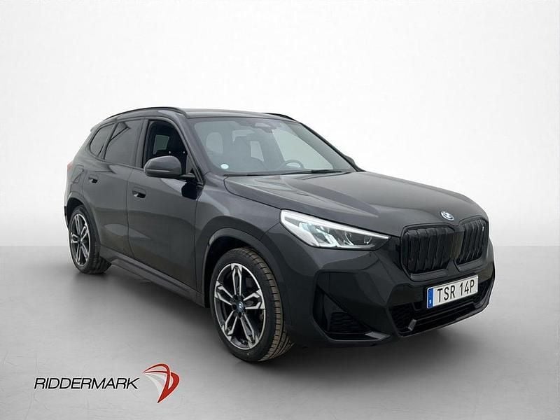 Begagnad BMW iX1 M Sport 230 kW (313 HK) 2022 Svart SUV
