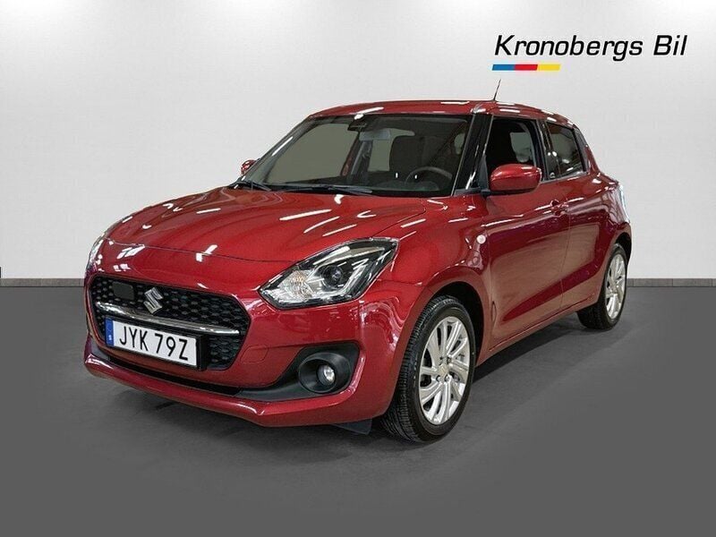 Röd Begagnad 2024 Suzuki Swift Halvkombi | 199 600 kr (Lite dyr) - Bild 1/4