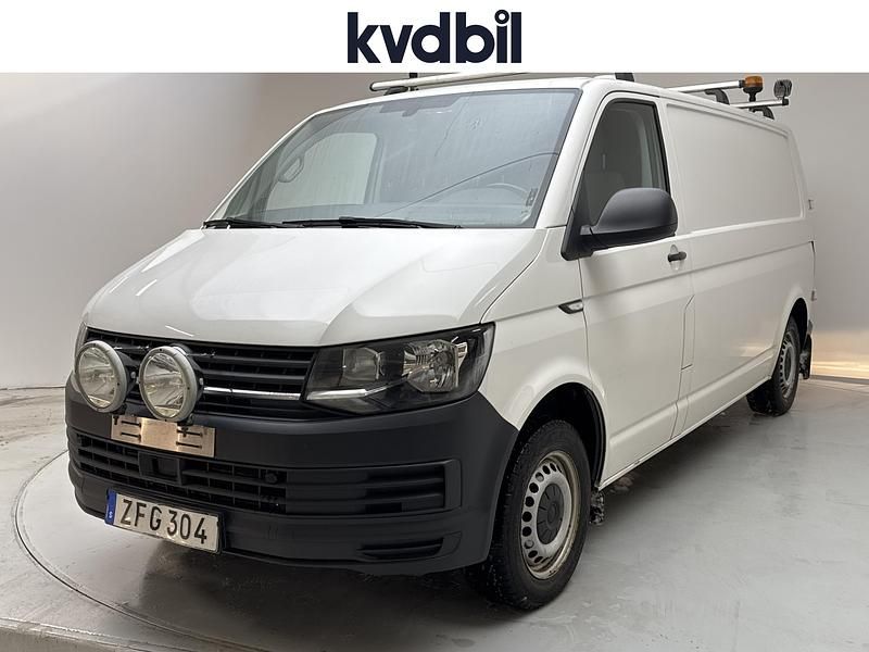 Vit Begagnad 2018 VW Transporter Van | 129 000 kr (Superpris) - Bild 1/3