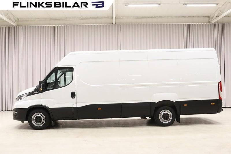 Begagnad Iveco Daily 136 HK (100 kW) 2023 Vit Van