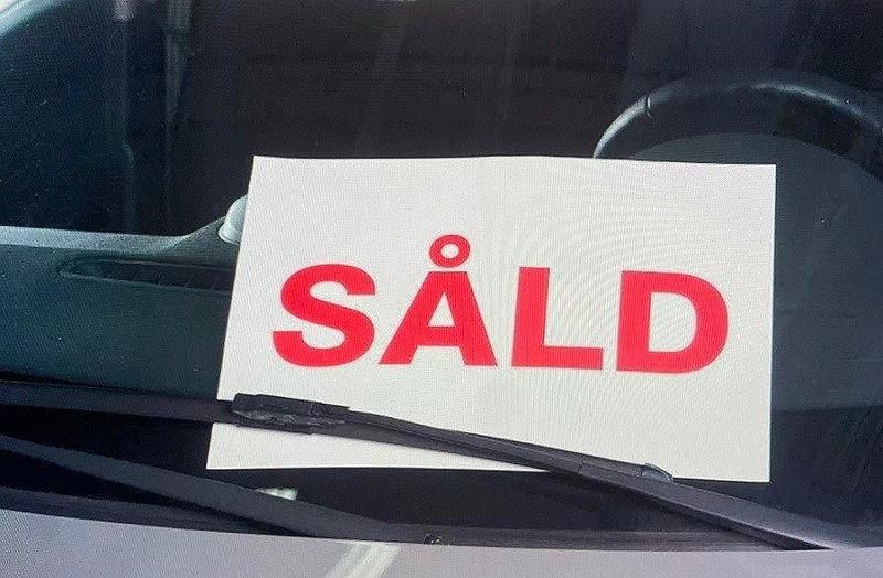 Ljusbrun Begagnad 2010 VW Golf VI Halvkombi | 69 999 kr (Marknadspris) - Bild 1/4