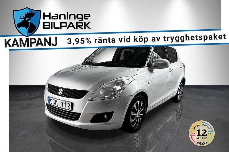 Grå Begagnad 2012 Suzuki Swift Halvkombi | 69 900 kr (Bra pris) - Bild 1/4
