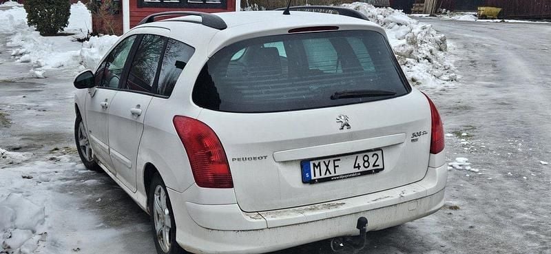 Vit Begagnad 2012 Peugeot 308 Kombi | 41 000 kr (Marknadspris) - Bild 1/3