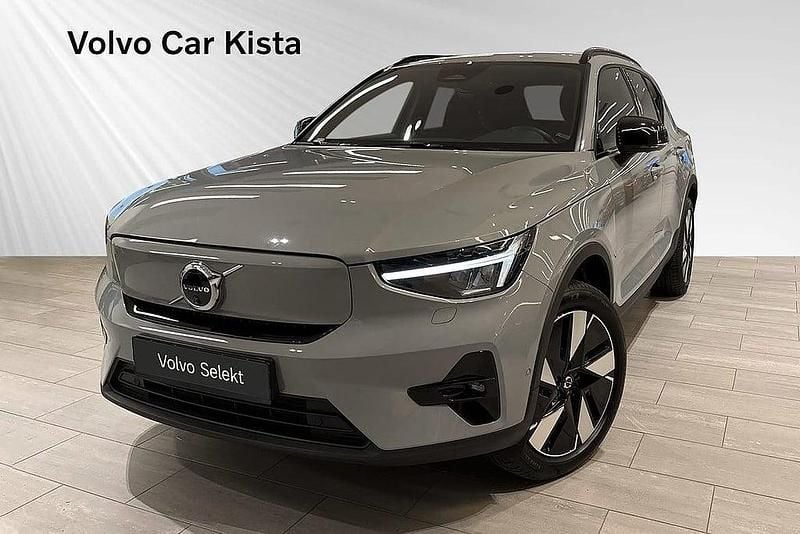 Grå Begagnad 2024 Volvo EX40 Single Motor Extended Range SUV | 459 900 kr - Bild 1/3