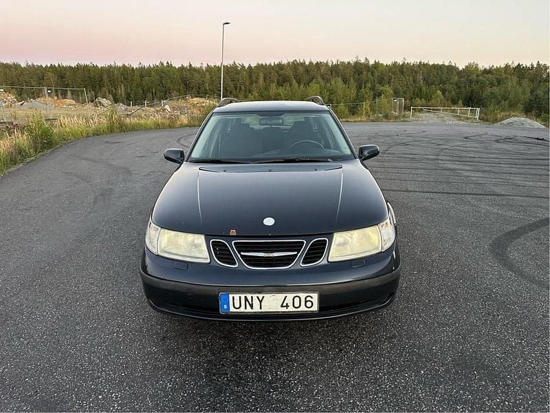 Blå Begagnad 2004 Saab 9-5 Linear Kombi | 16 000 kr (Bra pris) - Bild 1/4