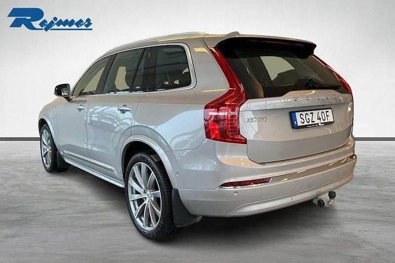 Begagnad Volvo XC90 Ultimate 310 HK (228 kW) 2023 Silver dawn metallic SUV