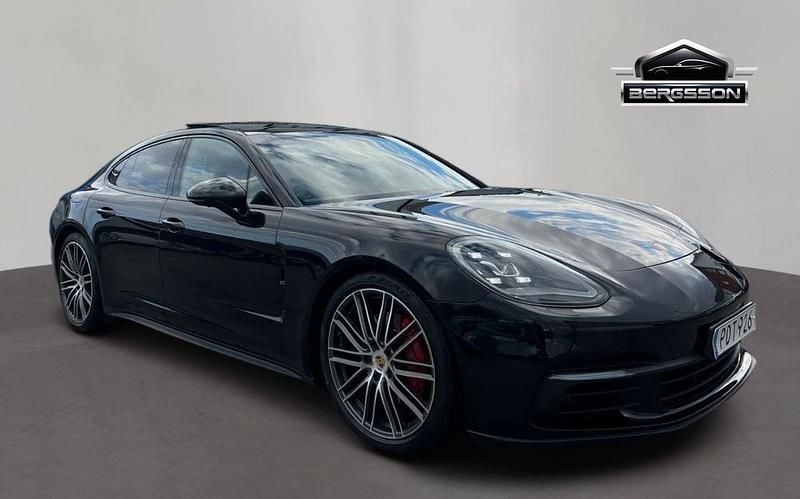 Svart Begagnad 2016 Porsche Panamera 4S Sport Sedan | 639 900 kr (Lite dyr) - Bild 1/4