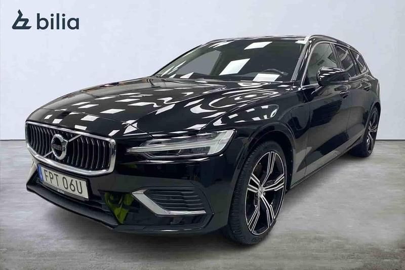 Svart Begagnad 2022 Volvo V60 Kombi | 319 900 kr (Bra pris) - Bild 1/1