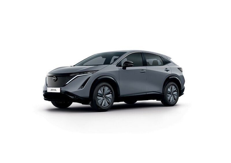 Ljusgrå Begagnad 2022 Nissan Ariya Advance SUV | 503 200 kr - Bild 1/3