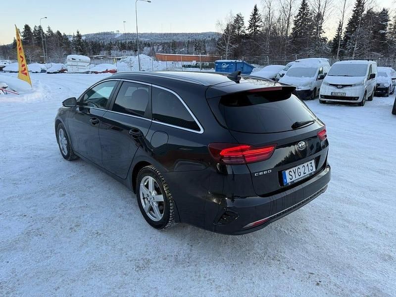 Begagnad Kia Ceed Sportswagon 140 HK (102 kW) 2018 Svart Kombi
