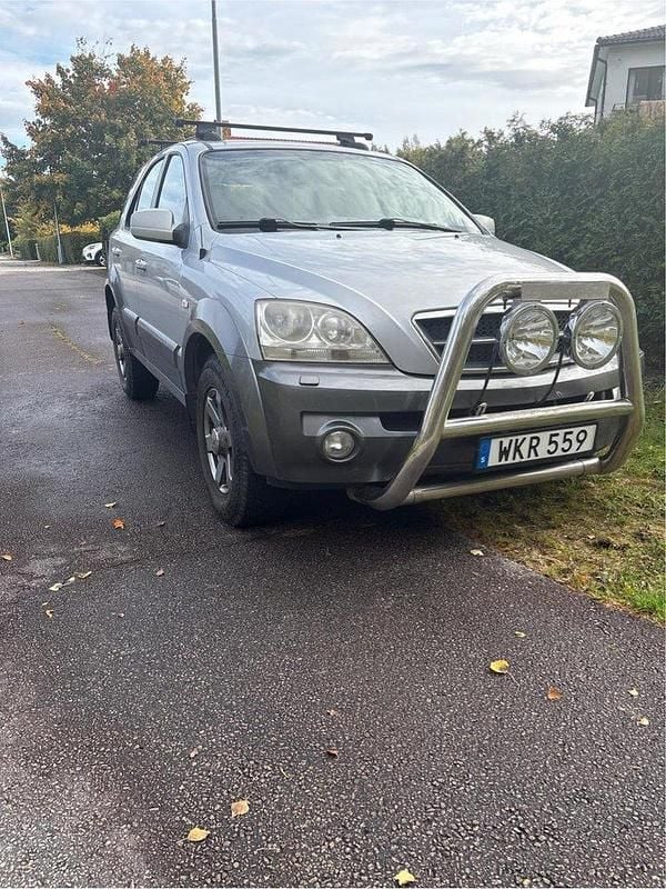 Begagnad 2005 Kia Sorento 4 SUV | 25 000 kr (Bra pris) - Bild 1/4