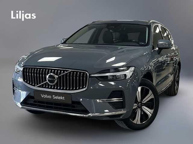 Begagnad Volvo XC60 Plus 355 HK (261 kW) 2023 Grå SUV