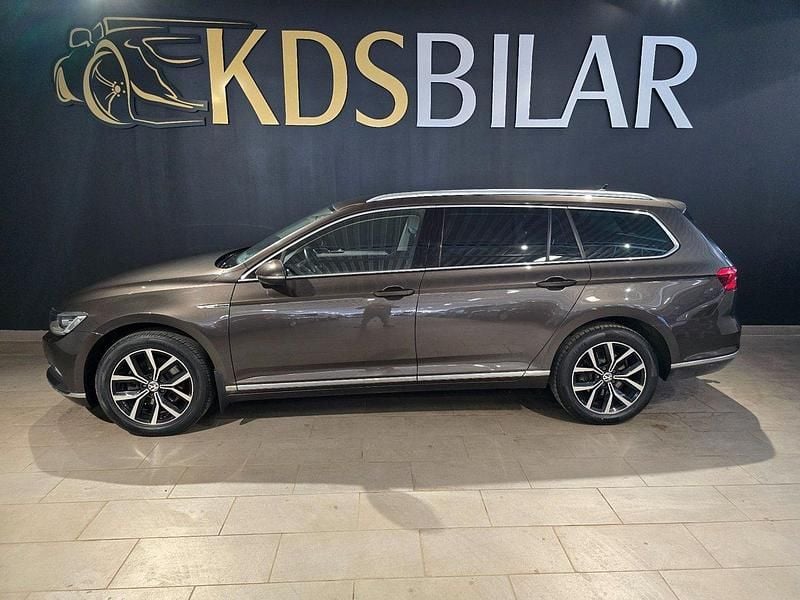 Brun Begagnad 2014 VW Passat GT Kombi | 179 900 kr (Marknadspris) - Bild 1/4