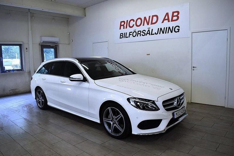 Vit Begagnad 2015 Mercedes C220 AMG line Kombi | 169 900 kr (Marknadspris) - Bild 1/4