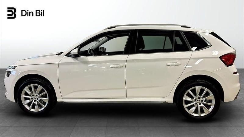 Begagnad Skoda Kamiq Style 110 HK (80 kW) 2023 Candy white SUV