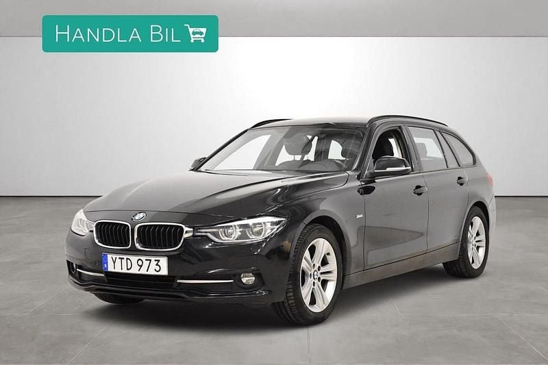 Svart Begagnad 2017 BMW 320 Sport Line Kombi | 139 900 kr (Bra pris) - Bild 1/4