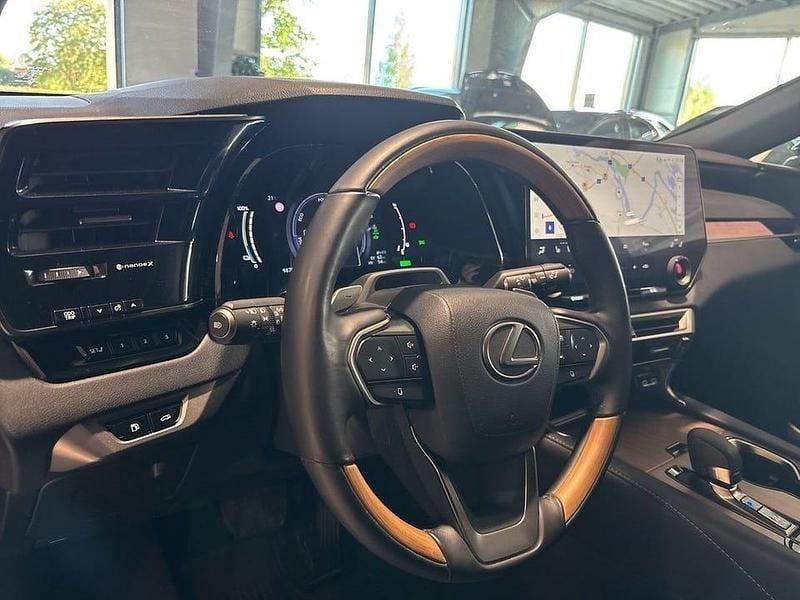 Begagnad Lexus RX450h+ Luxury Line 313 HK (230 kW) 2024 Blå SUV