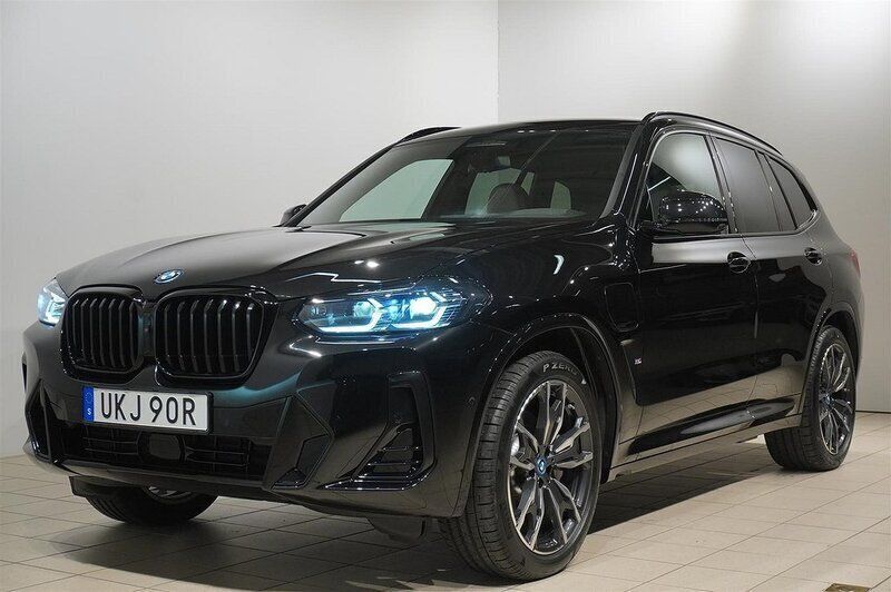 Svart Ny 2024 BMW X3 M Sport SUV | 829 900 kr (Marknadspris) - Bild 1/4