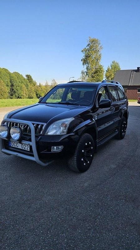 Svart Begagnad 2008 Toyota Land Cruiser Sport SUV | 199 000 kr (Superpris) - Bild 1/4