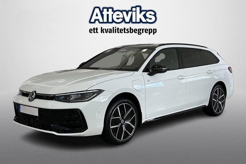 Ny 2025 VW Passat Edition Kombi | 539 900 kr (Marknadspris) - Bild 1/4